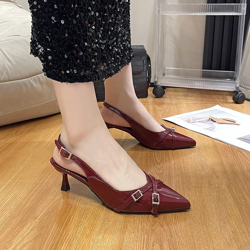 Cecilia - Damenschuhe mit eleganter Schnalle